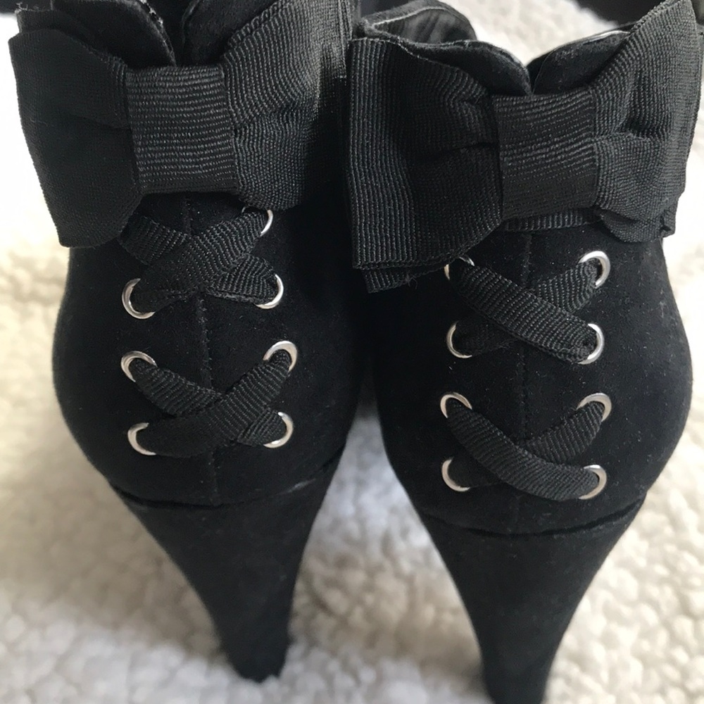 ‼️Firm price‼️G by Guess Booties Sz 8